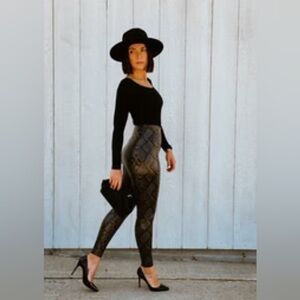 NWT COMMANDO control snake print faux legging 1X